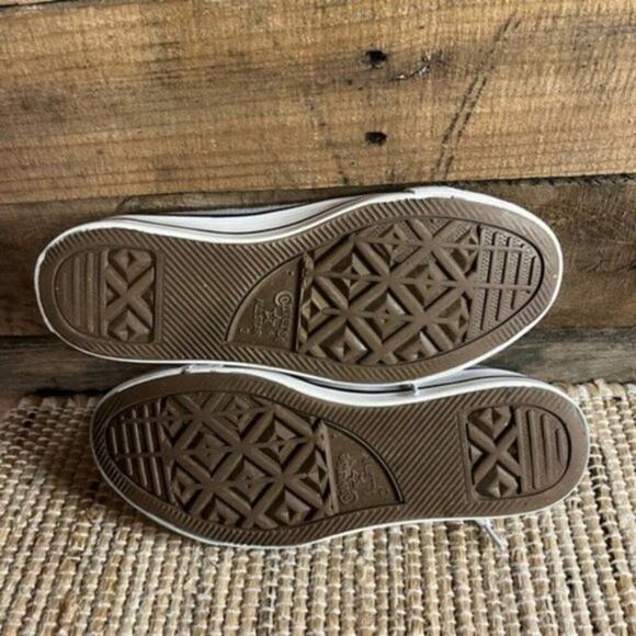 Converse Gray Sneakers Women’s Size 5 - Picture 16 of 16